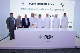 قمة التكنولوجيا المالية في دبي